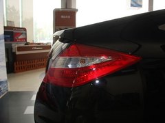 2012款 2.4L 自动 尊享版 5座