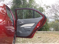 2012款 1.5L 自动 精英型