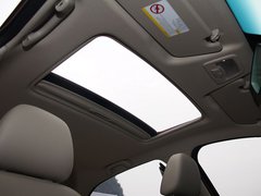 2012款 1.5L 自动 精英型