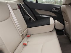 2012款 1.5L 自动 精英型