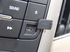2012款 1.5L 自动 精英型