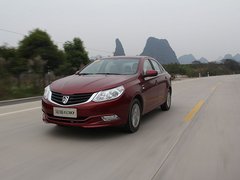 2012款 1.5L 自动 精英型