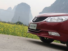 2012款 1.5L 自动 精英型