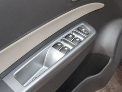 2012款 1.5L 自动 精英型