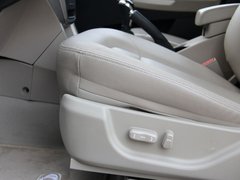2012款 1.8L 手动 行政版 5座