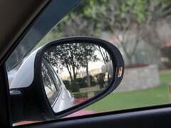 2012款 1.8L 手动 行政版 5座