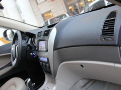 2012款 1.8L 手动 行政版 5座