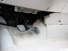2012款 1.8L 手动 行政版 5座
