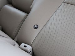 2012款 1.8L 手动 行政版 5座