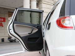 2012款 1.8L 手动 行政版 5座