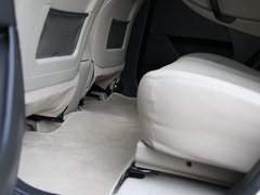 2012款 1.8L 手动 行政版 5座