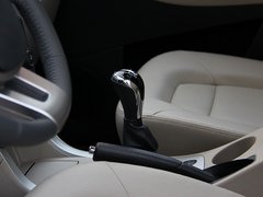 2012款 1.8L 手动 行政版 5座