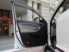 2012款 1.8L 手动 行政版 5座