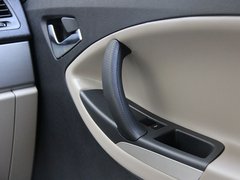 2012款 1.8L 手动 行政版 5座
