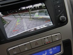 2012款 1.8L 手动 行政版 5座