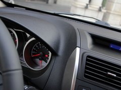 2012款 1.8L 手动 行政版 5座