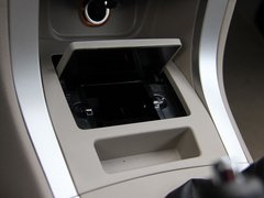 2012款 1.8L 手动 行政版 5座