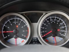 2012款 1.8L 手动 行政版 5座