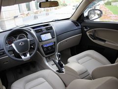 2012款 1.8L 手动 行政版 5座