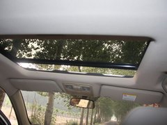 2012款 1.8L 手动 行政版 5座