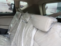 2012款 1.8L 手动 行政版 5座