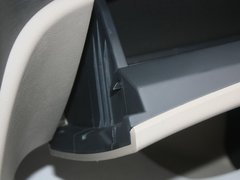 2012款 1.8L 手动 行政版 5座