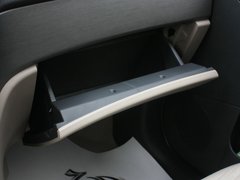 2012款 1.8L 手动 行政版 5座
