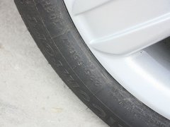 2012款 1.8L 手动 行政版 5座