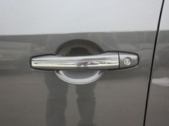 2012款 1.8L 手动 行政版 5座