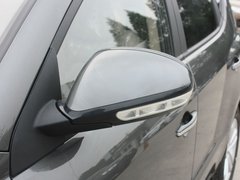 2012款 1.8L 手动 行政版 5座