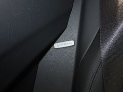 2012款 C63 6.2L AMG Coupe 动感型