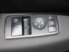 2012款 C63 6.2L AMG Coupe 动感型