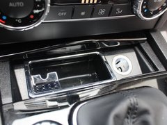 2012款 C63 6.2L AMG Coupe 动感型