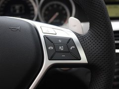 2012款 C63 6.2L AMG Coupe 动感型