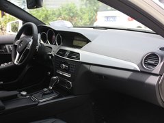 2012款 C63 6.2L AMG Coupe 动感型