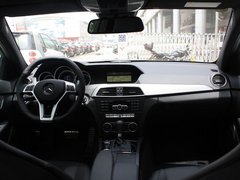 2012款 C63 6.2L AMG Coupe 动感型