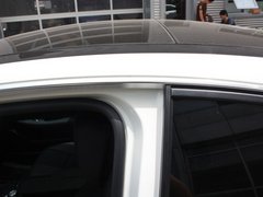 2012款 C63 6.2L AMG Coupe 动感型