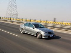 2012款 C63 6.2L AMG 高性能版