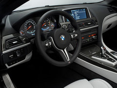 2013款 4.4T DCT Coupe