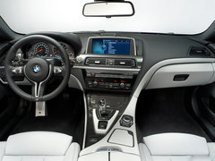 2013款 4.4T DCT Coupe