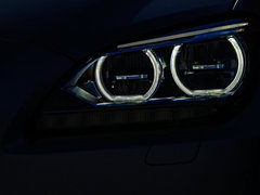 2013款 4.4T DCT Coupe
