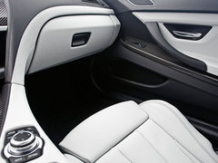 2013款 4.4T DCT Coupe