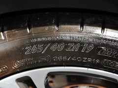 2013款 4.4T DCT Coupe