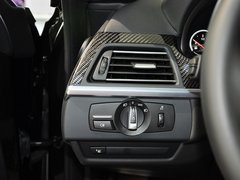 2013款 4.4T DCT Coupe