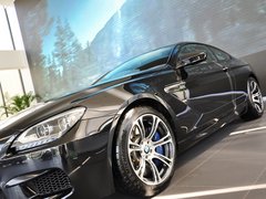2013款 4.4T DCT Coupe