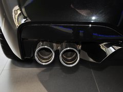 2013款 4.4T DCT Coupe