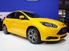 2013款 ST 2.0T 手动 橙色版