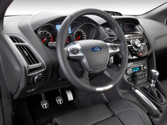 2013款 ST 2.0T 手动 橙色版
