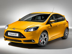 2013款 ST 2.0T 手动 橙色版