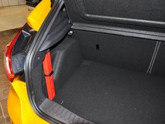 2013款 ST 2.0T 手动 橙色版